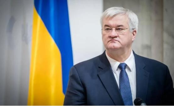 想谈合作？先把欠我们的45亿美元吐出来！乌克兰副外长来华，嘴上全是“友谊”，却对