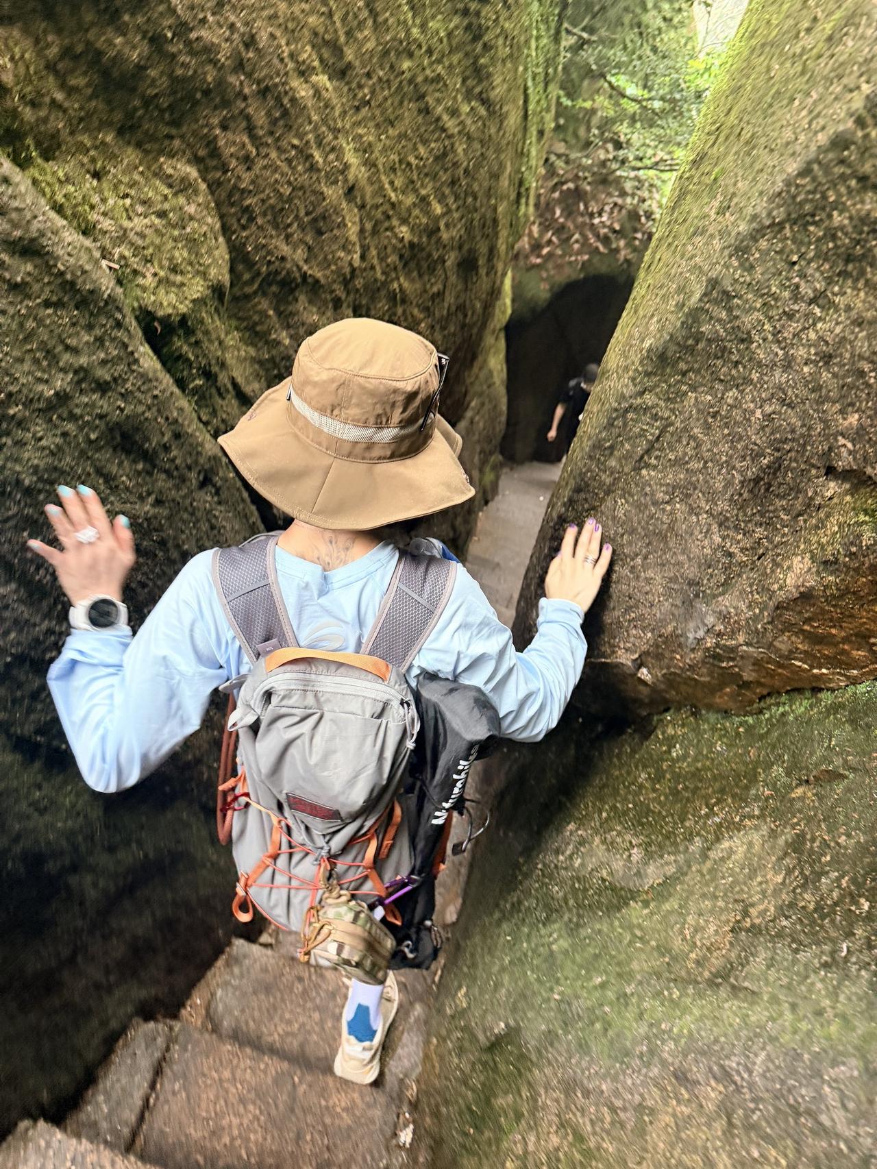 天南地北我一个人走 一个人徒步 户外徒步登山 杭州 可颂活动