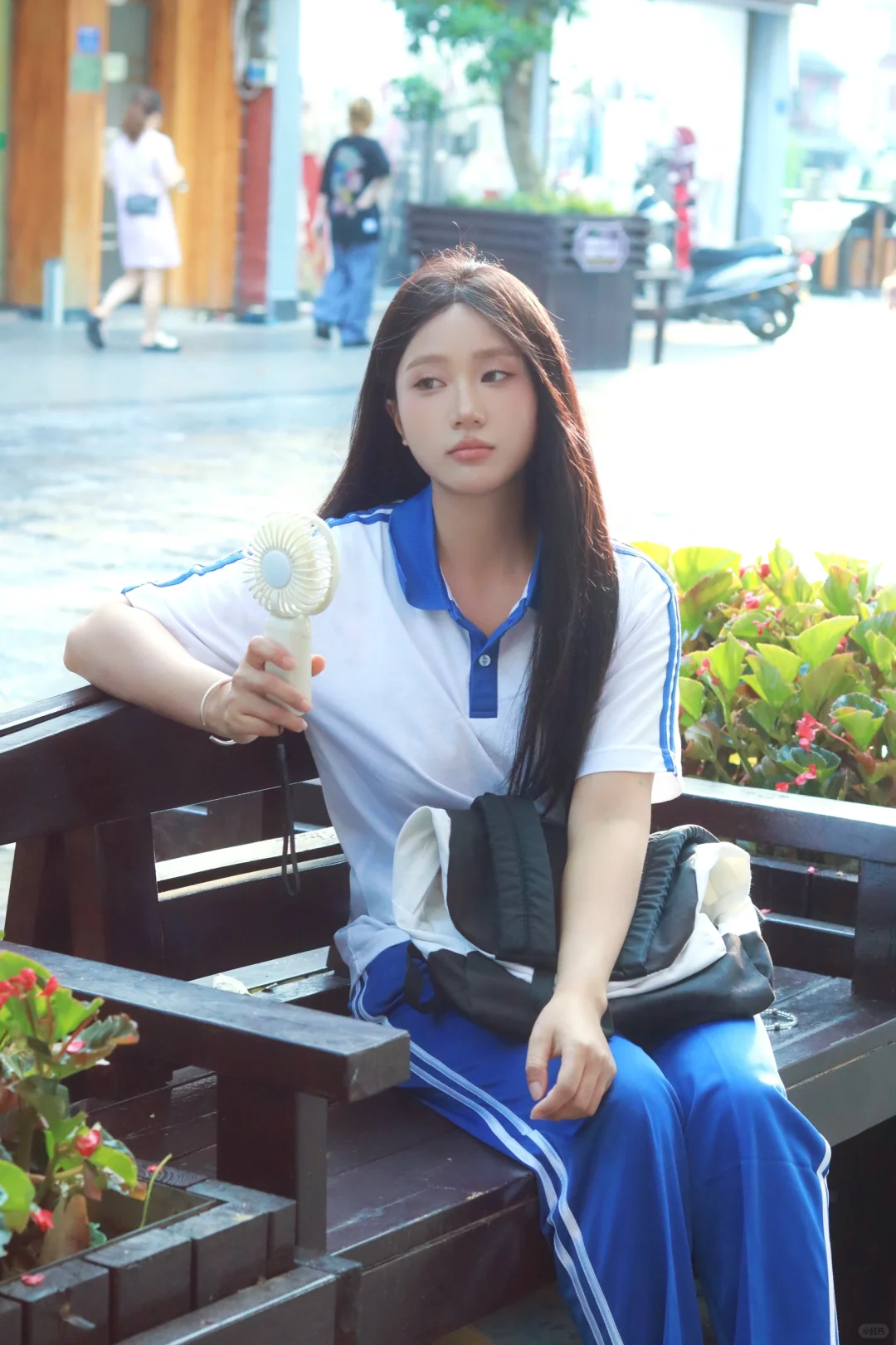 放学可以陪我一起等公交吗