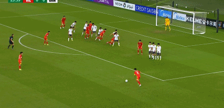 U23国足VS越南U23   还得靠你！越南队任意球攻门被李昊扑出 