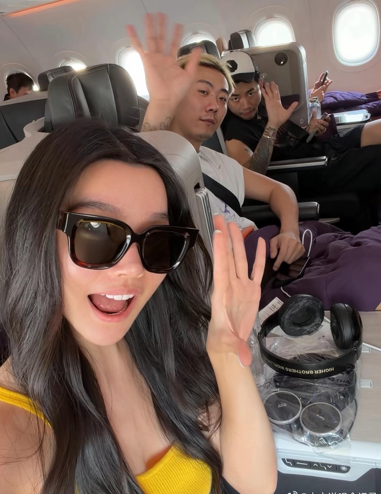 Melo夫妇和马思唯小两口一起度假。 ​​​