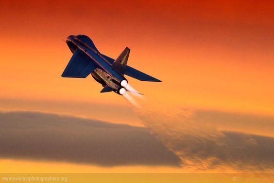 英国人已经造不出来这么好看的飞机了