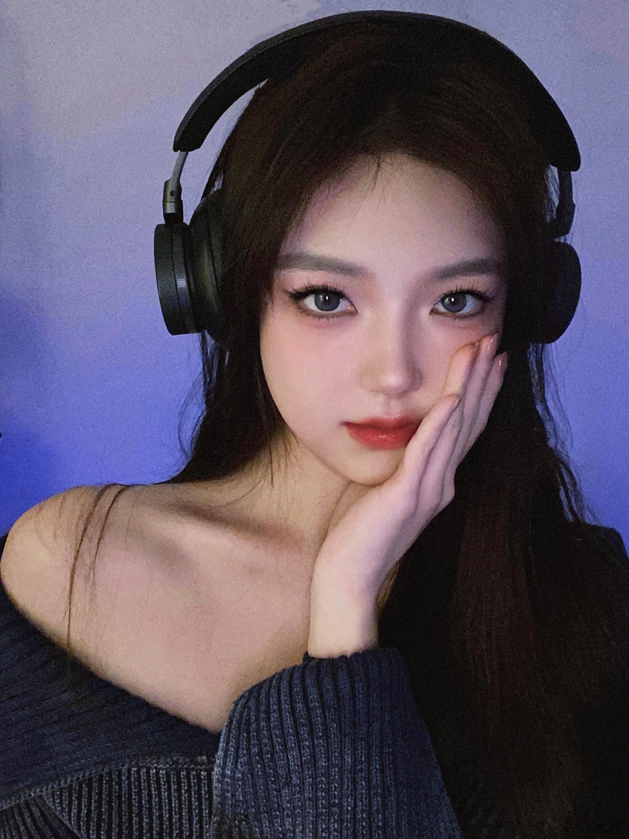 🎧🔵 ​​​