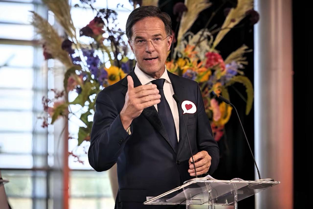 快讯！快讯！
安世荷兰总部突然宣布
​10月25日，安世半导体最近这事儿挺热闹荷