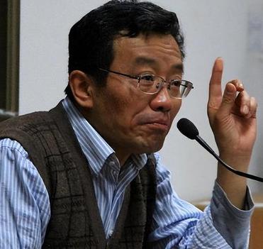 复旦大学教授王德峰，撕开了中国社会当下最大的遮羞布，振聋发聩！他说：“今日之中国