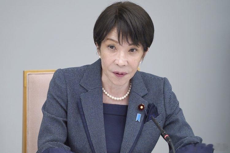 高市早苗又被骂了，日本前首相细川护熙表示，“为了打破僵局什么都不做，难免会被批评