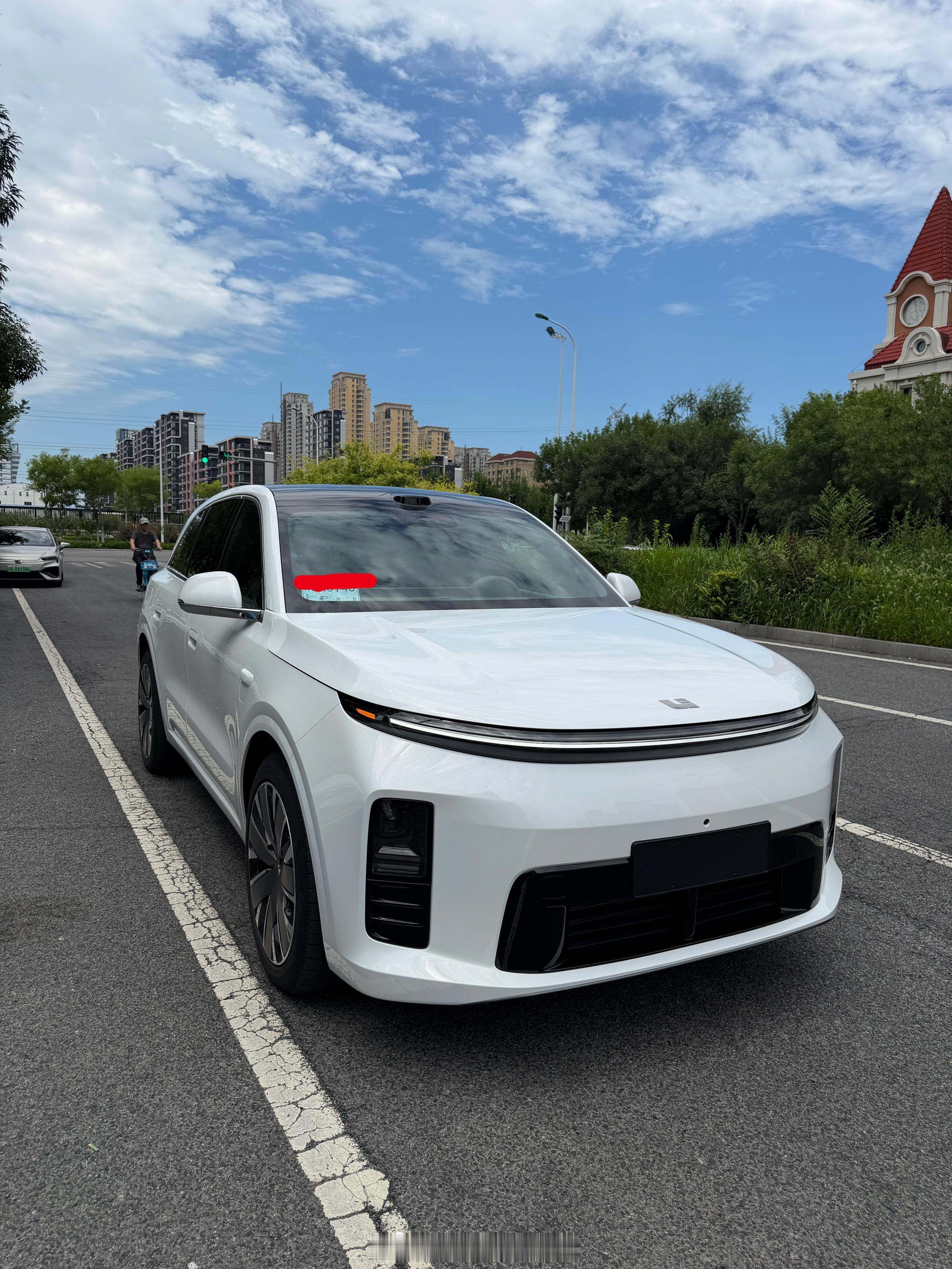 全新 L6 ultra 白色也很能打啊