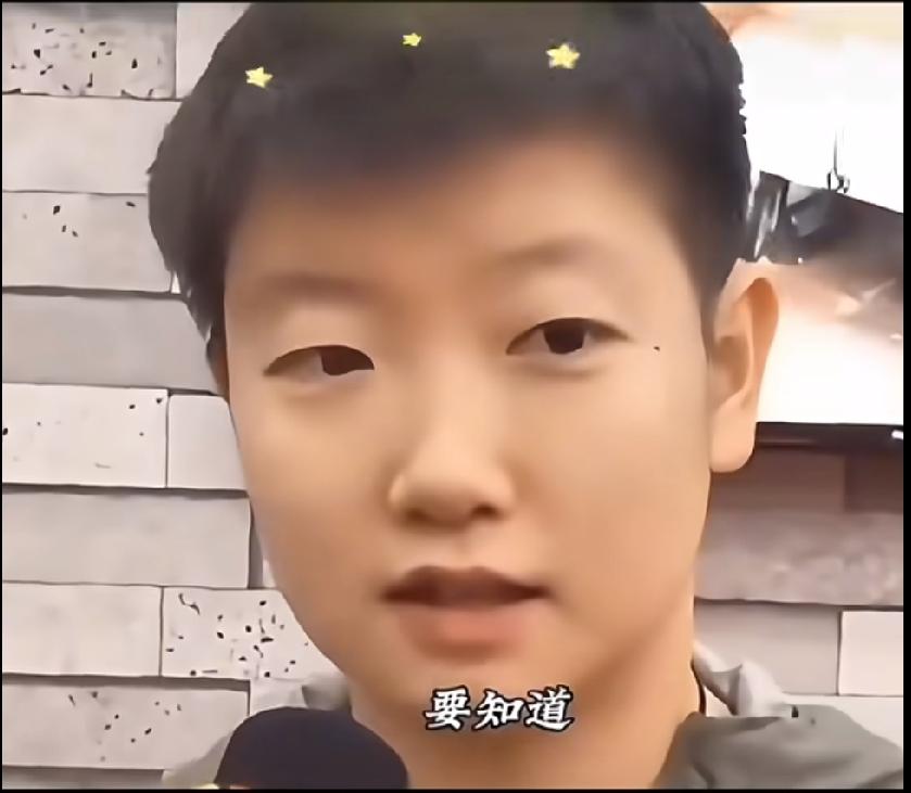 今天刷到这段往事，才知道2017年亚太联赛的时候，莎莎进国家队才短短四个月。
大