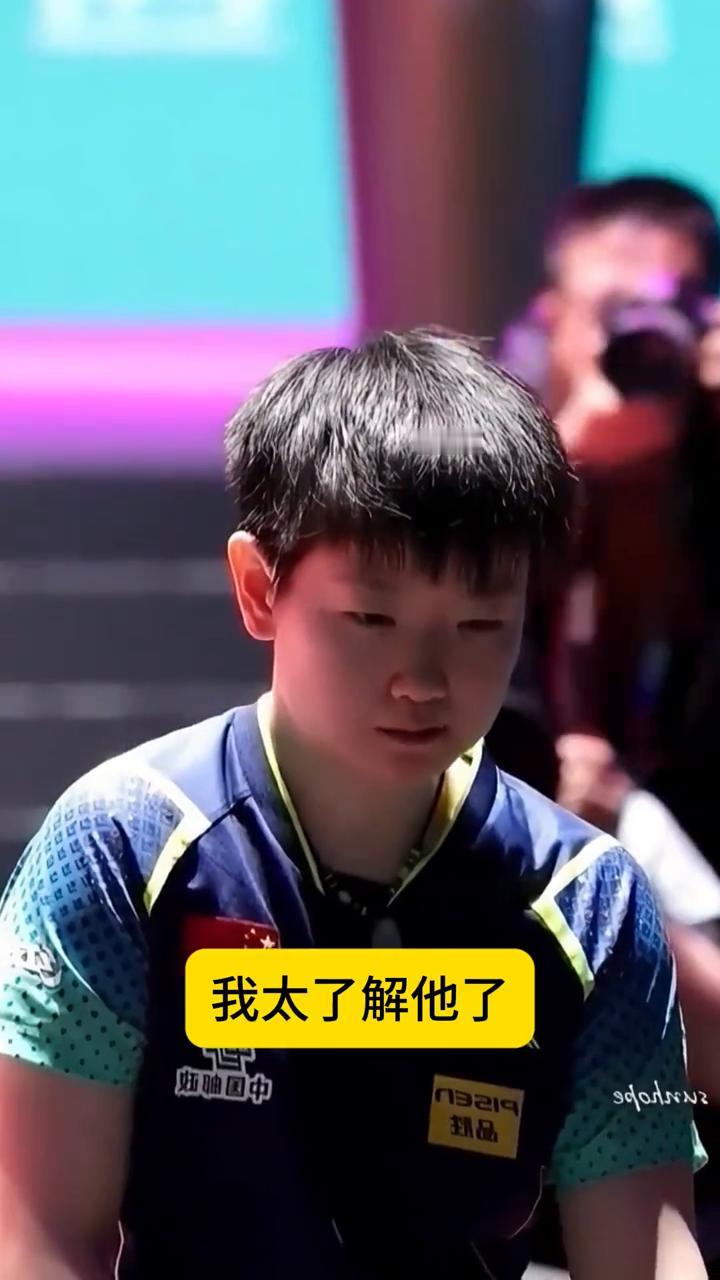 看着张本美和拿下那一分的时候，日本队替补席已经开始提前庆祝了。马指导站在旁边神情
