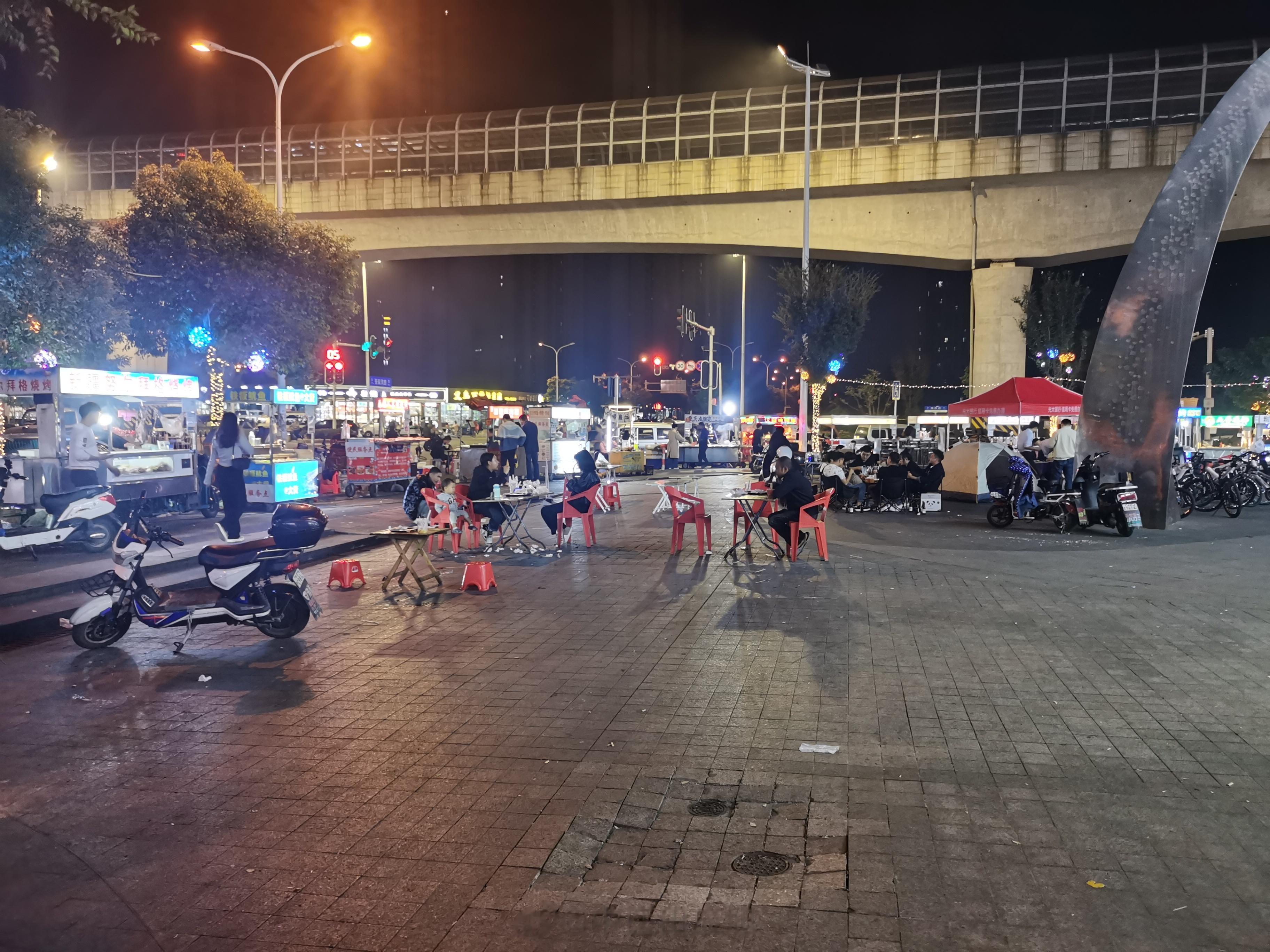#中医# 没事还是要多散步，有利于琢磨新技法…… ​​​