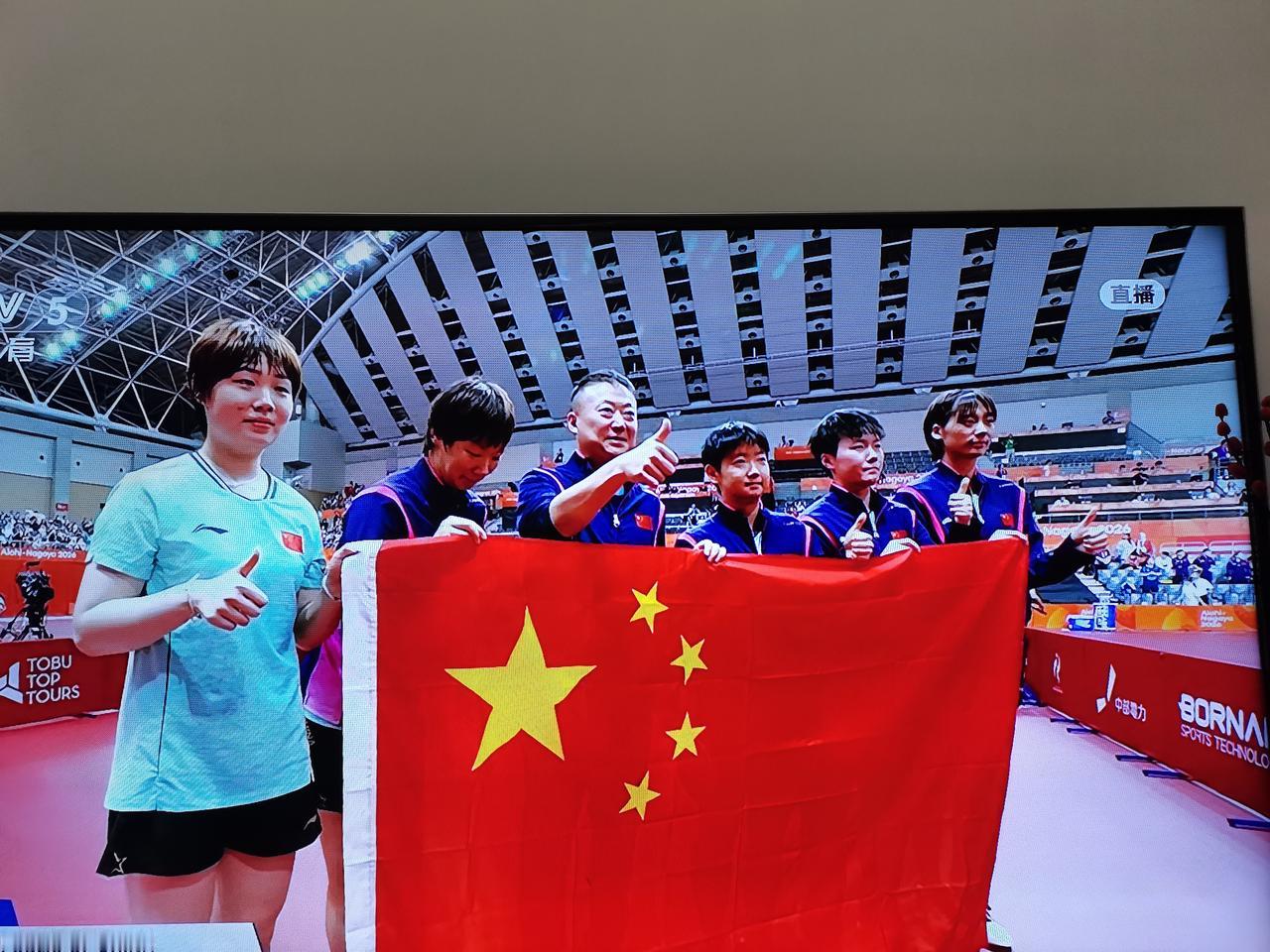 孙颖莎的绝对优势
王曼昱的顽强拼搏
蒯曼的轻盈流畅，三名中国乒乓女孩联手成功卫冕