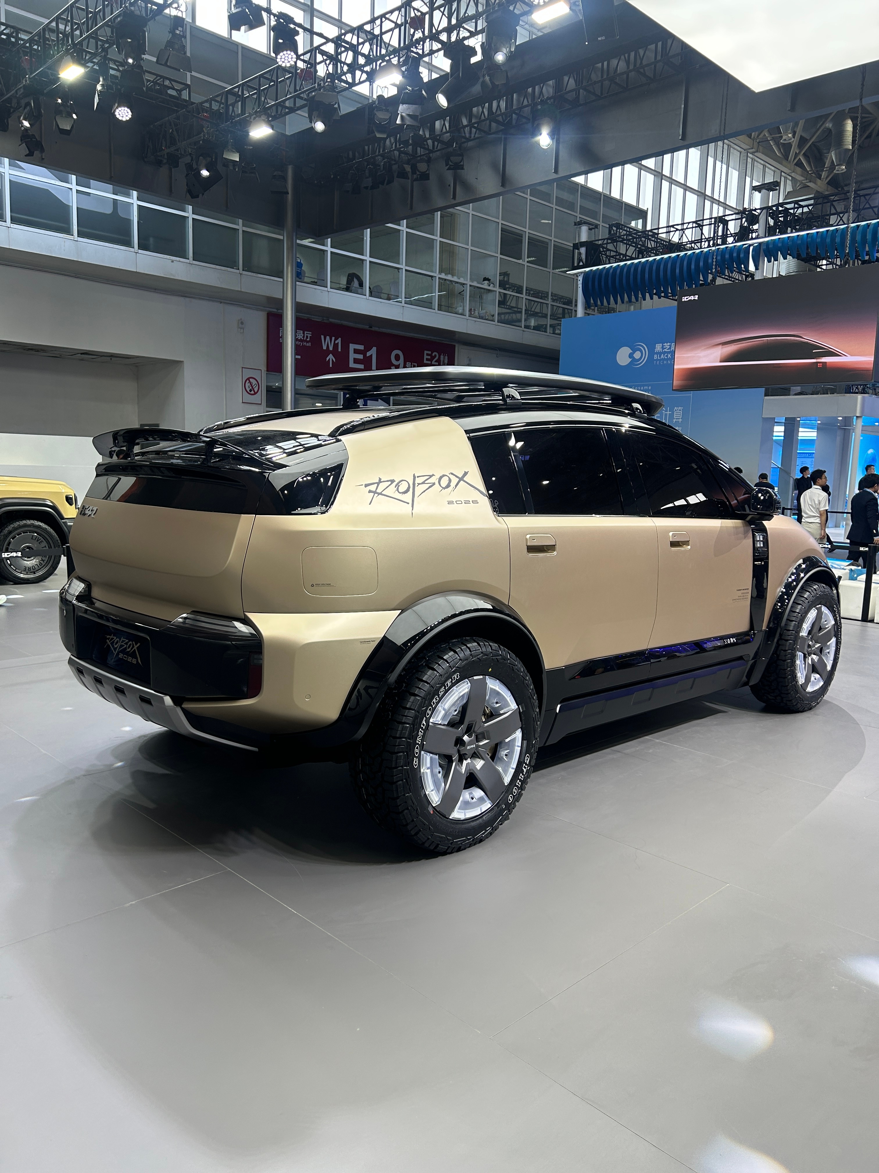 2026北京车展 iCAR ROBOX概念车首发亮相，又硬又萌的感觉，有点意思这