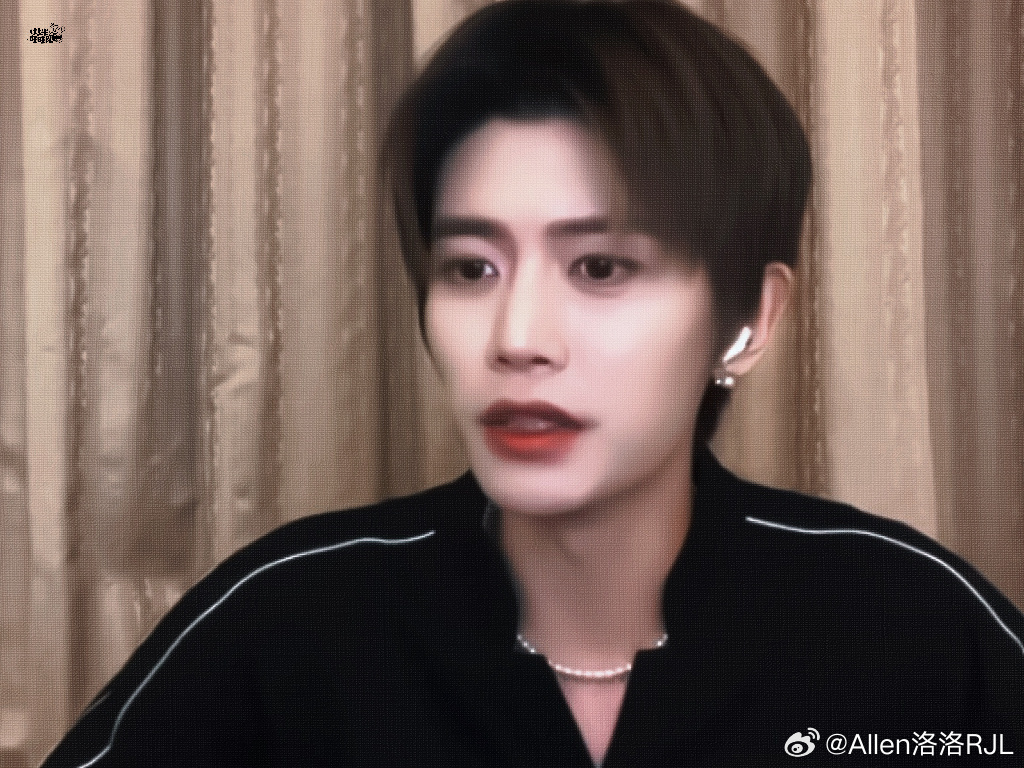 任嘉伦 ❥❥❥ 𝙏𝙊：任嘉伦♡Lᵒᵛᵉᵧₒᵤ♡❥❥❥🌼⁴¹¹ ♡简简单单是