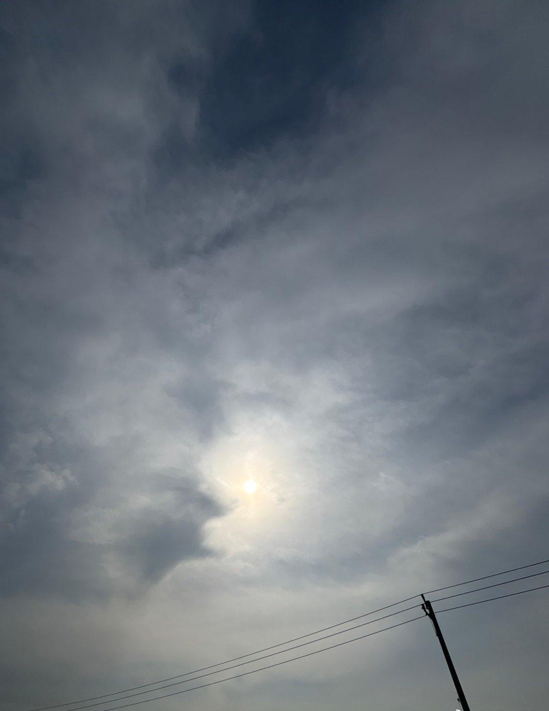 弱水三千，取一瓢饮，机会再多，变化再多，自己的心不乱。 ​​​