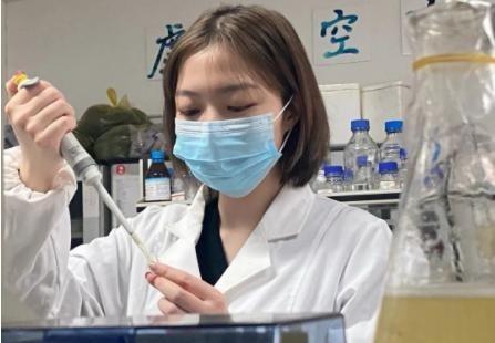 浙师大女学霸管家寅，本科期间发11篇SCI，直博西湖大学，太牛了
管家寅出生在乡