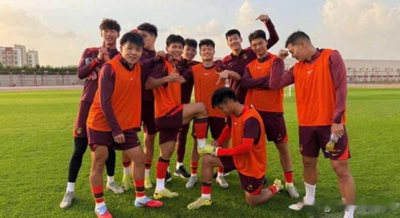 炸裂！中国驻沙特大使现身，U23男足有底气啦

家人们，体育圈又有暖心大事件！正