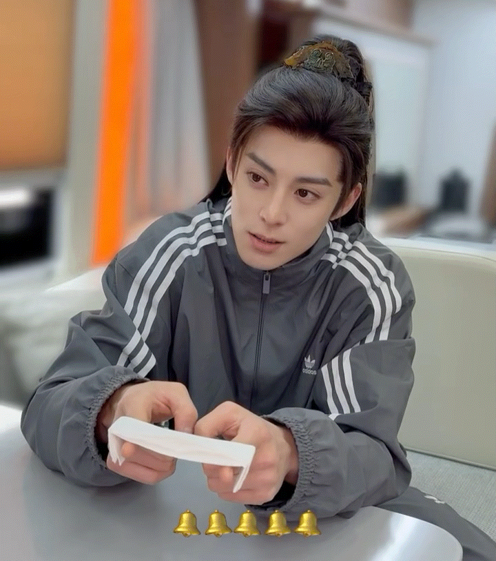 这明知有诈但仍然照办的笑王鹤棣