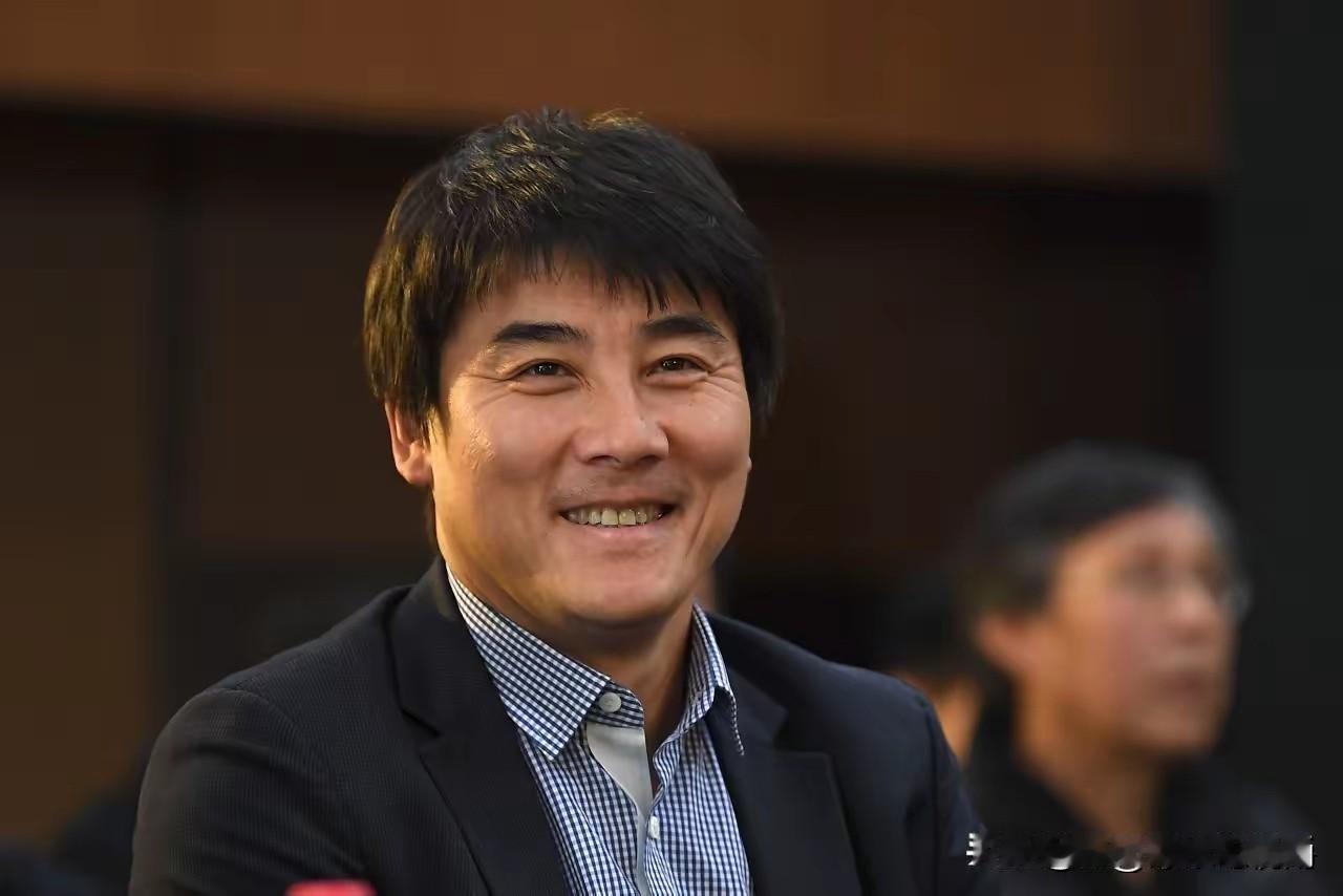 到处都是能满足你欲望，满足你贪婪的东西。
但他们都在红线之外。
无论是从法律方面