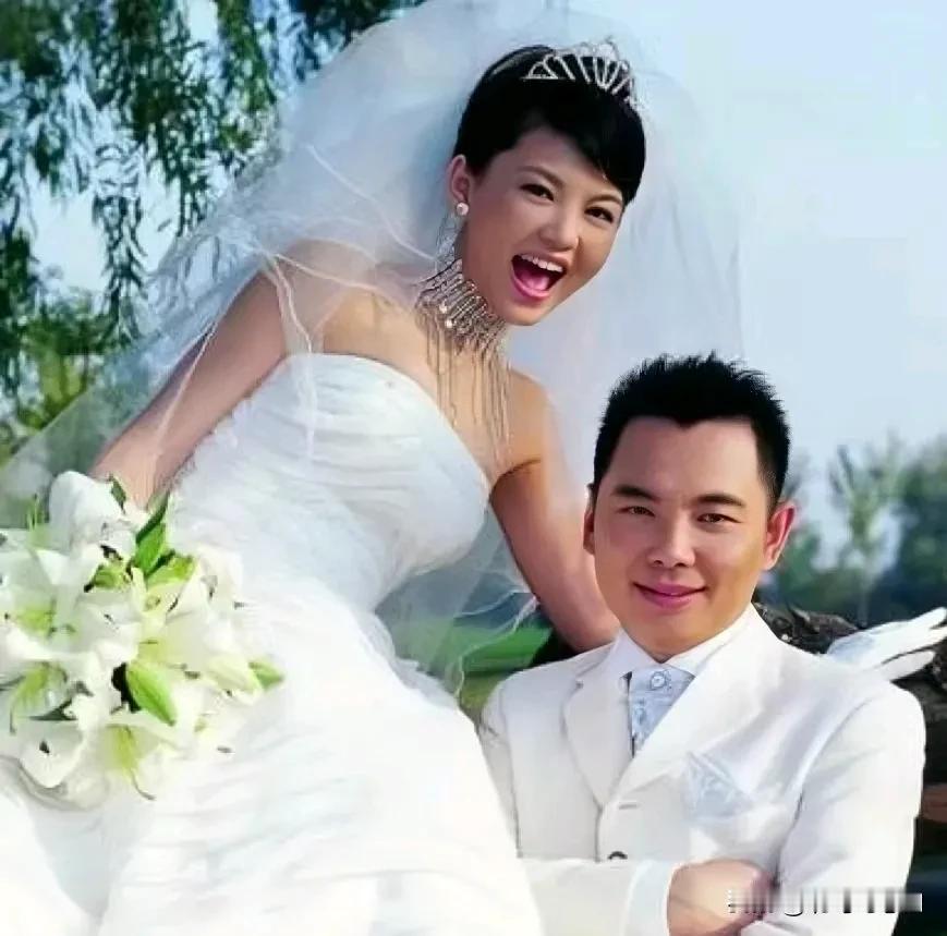 李湘以前结婚的时候，我小时候还以为是女明星嫁豪门的经典戏码，后来知道了李湘的原生