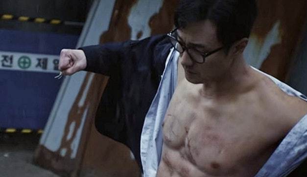 苏志燮 《金部长》终映采访4️⃣动作戏和身材管理Q 《金部长》的动作戏与其他角色