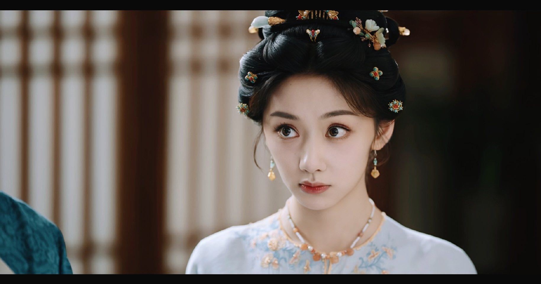 王影璐新剧20秒28个响头 救命！王影璐这段让我笑出眼泪！中秋家宴吵完架，跟林晏