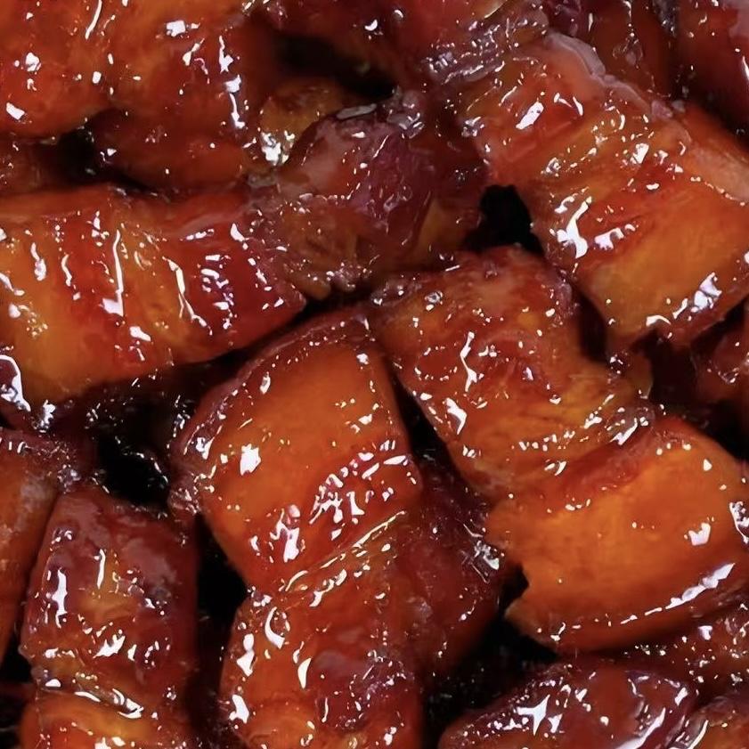 做红烧肉时，用冰糖还是白糖冰糖肉更弹更糯色香味道更浓，让你爱上肉肉分分秒秒
