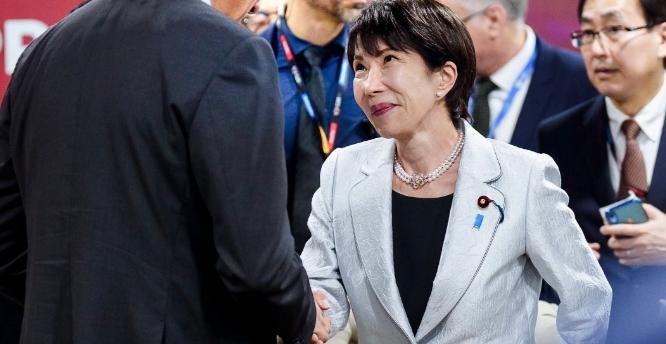 5 月 12 日，日本总务省公布了一份关键调查结果，彻底暴露了日本经济的困境。今