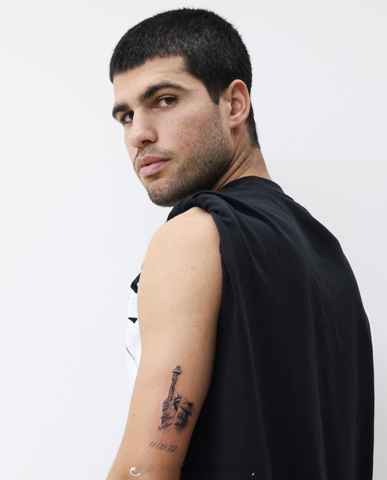 来吧展示网球网球talking大会阿尔卡拉斯