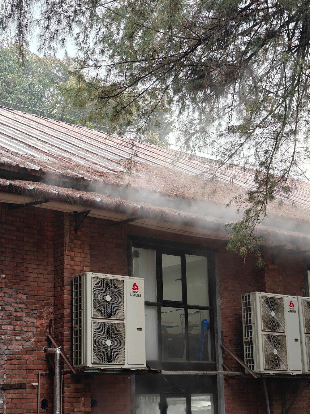 #回南天# 勒是雾都。  ​​​