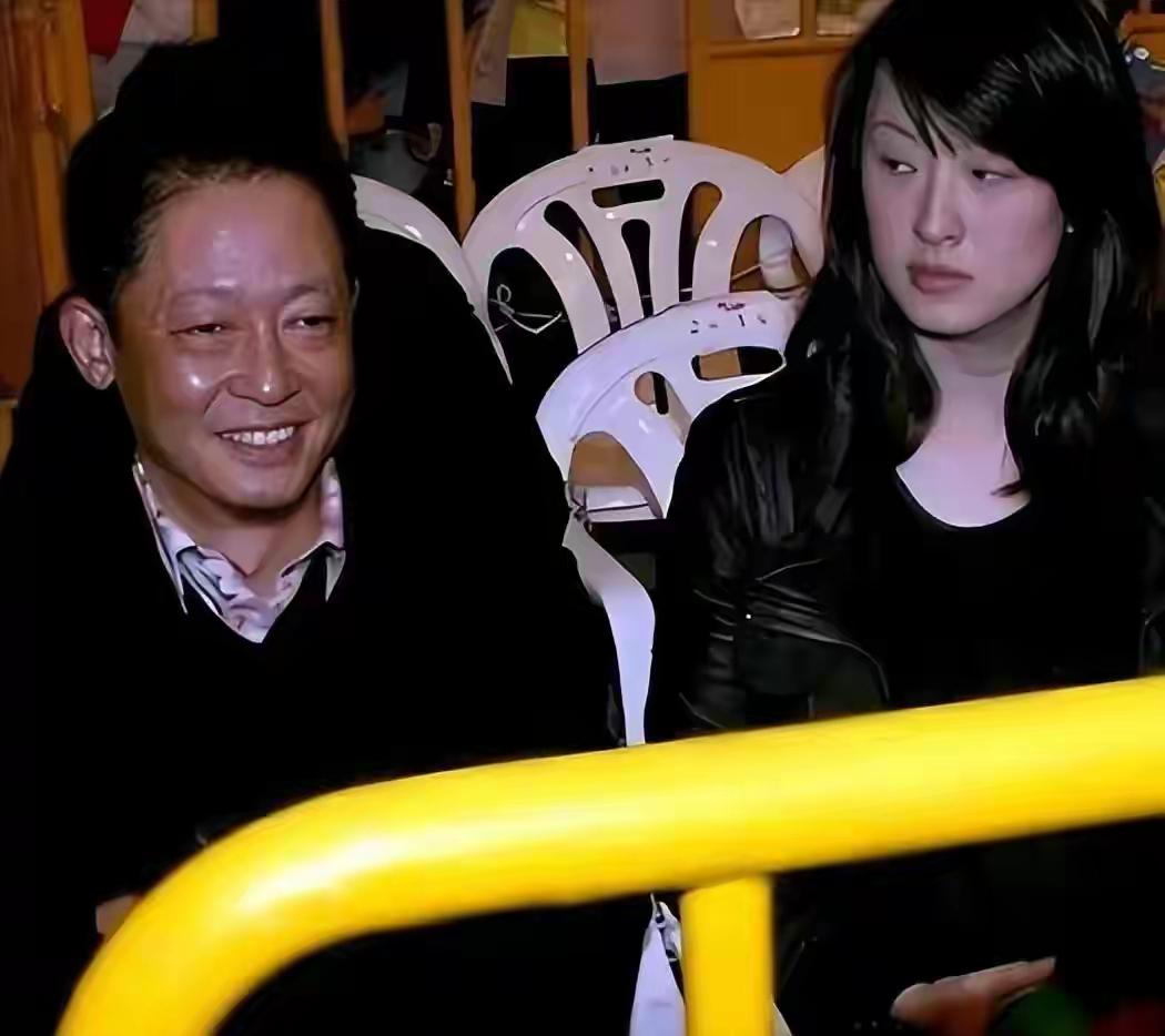 王志文
陈坚红
夫妻照