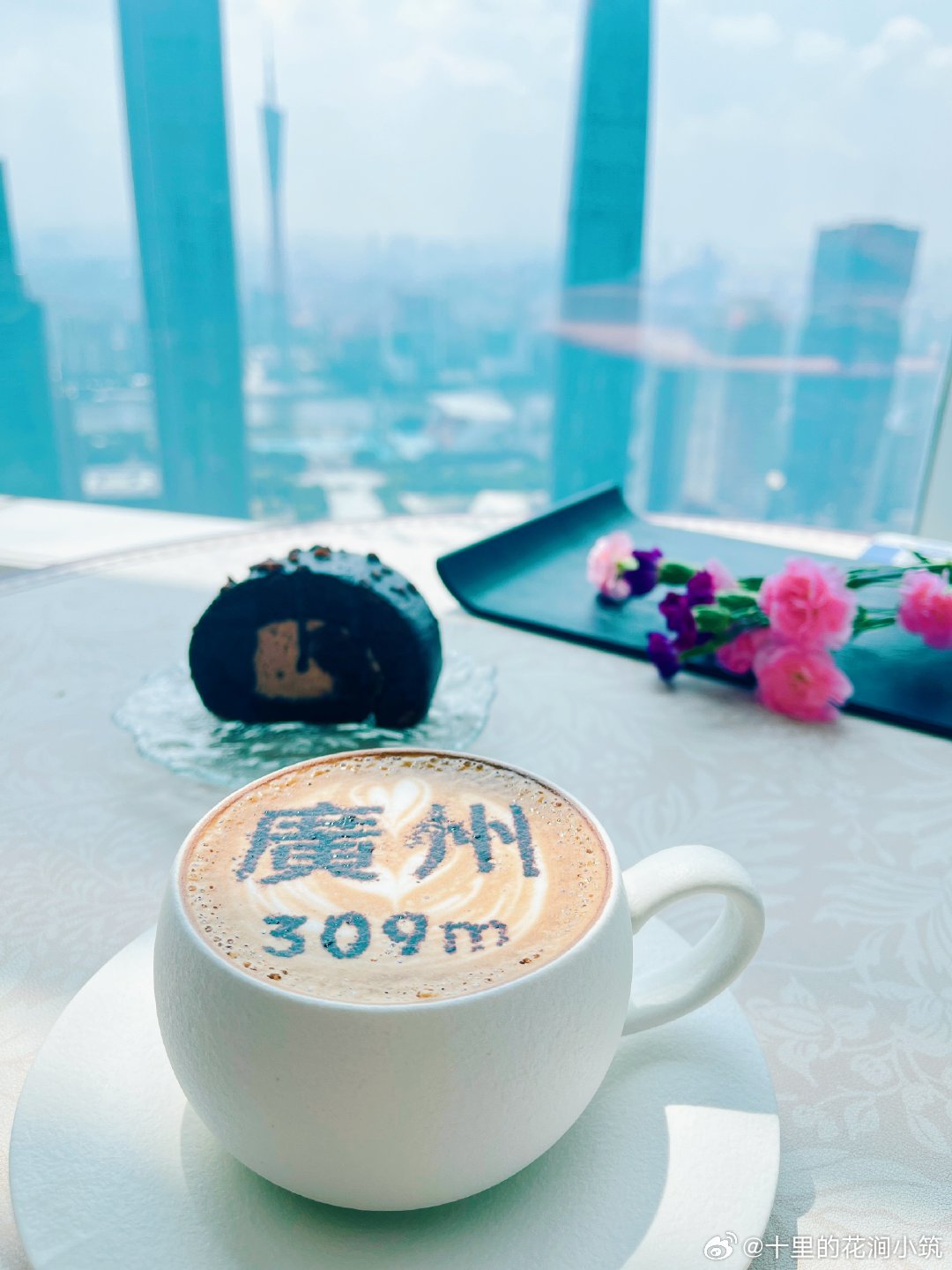 身处低谷亦存风骨，永远不要舍弃灵魂中那个心高气傲的英雄，一切从尊敬一事无成的自己