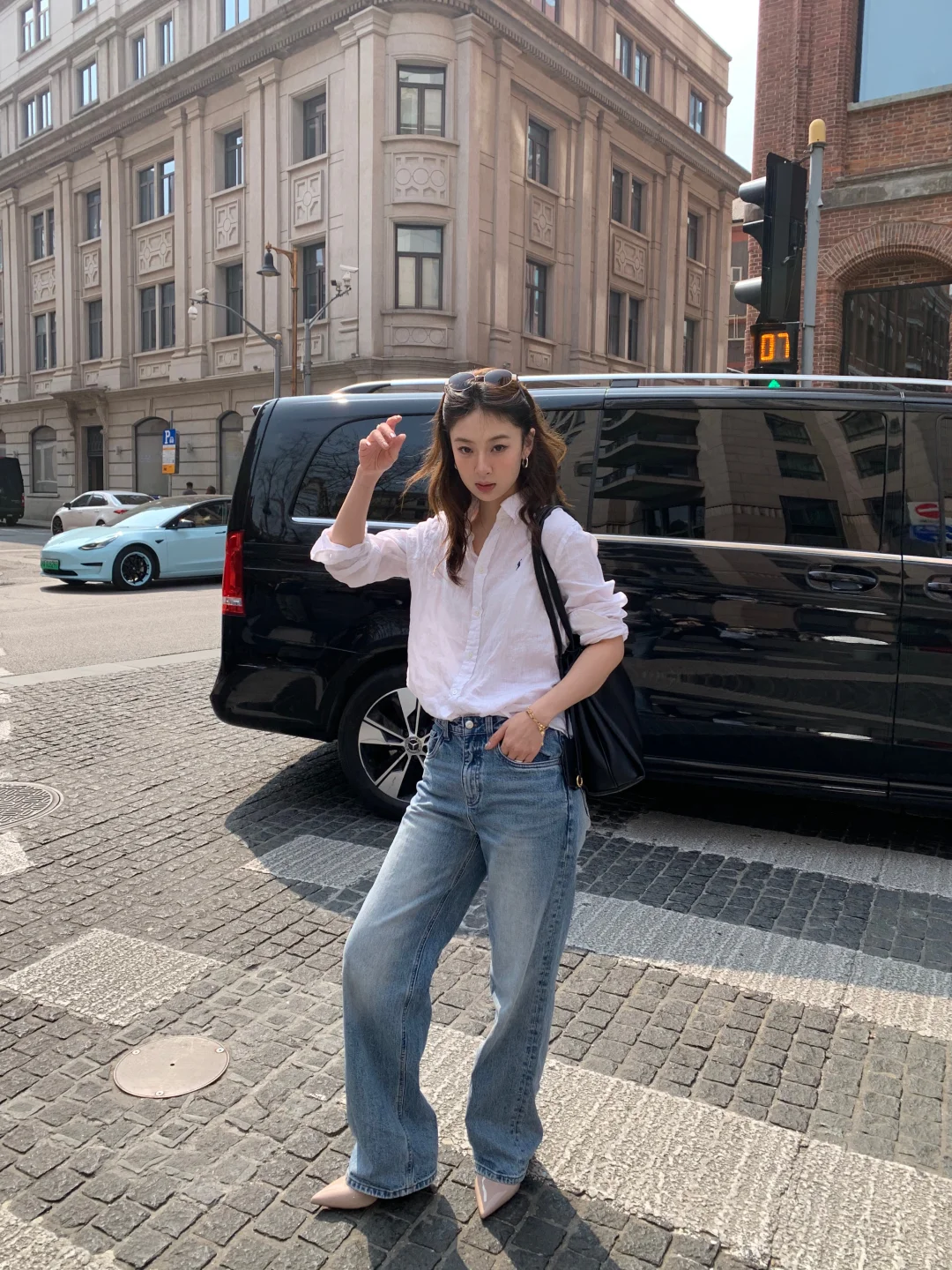 金秘书为何那样？