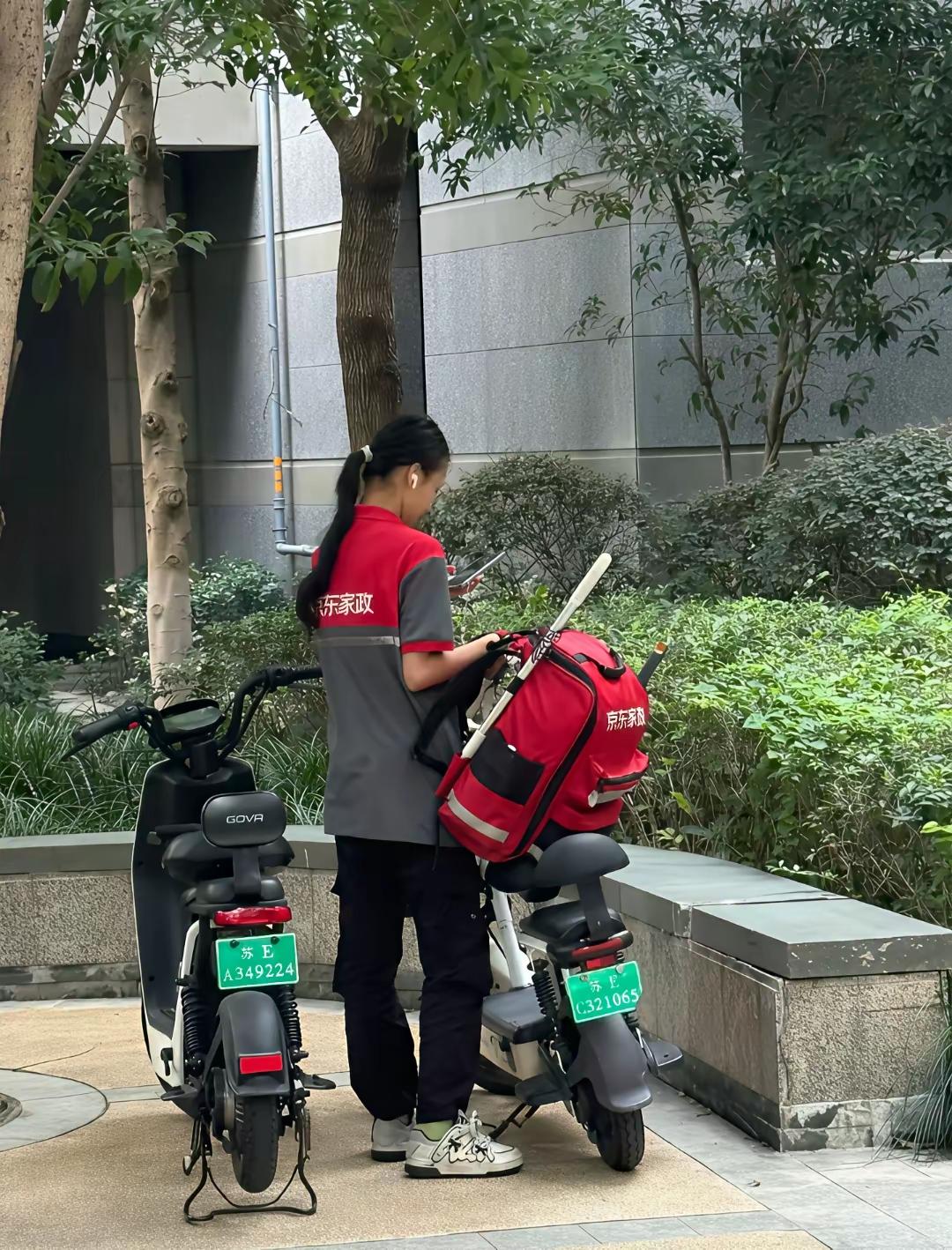不知你们有发现了没，在这个家政的行业里，目前越来越多年轻人加入了。

以前一提到