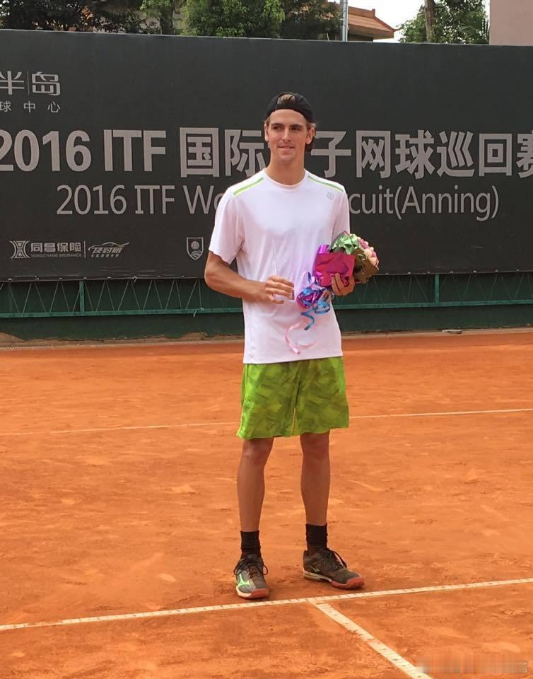 30岁的澳大利亚选手Thomas Fancutt（单打最高382、双打最高102