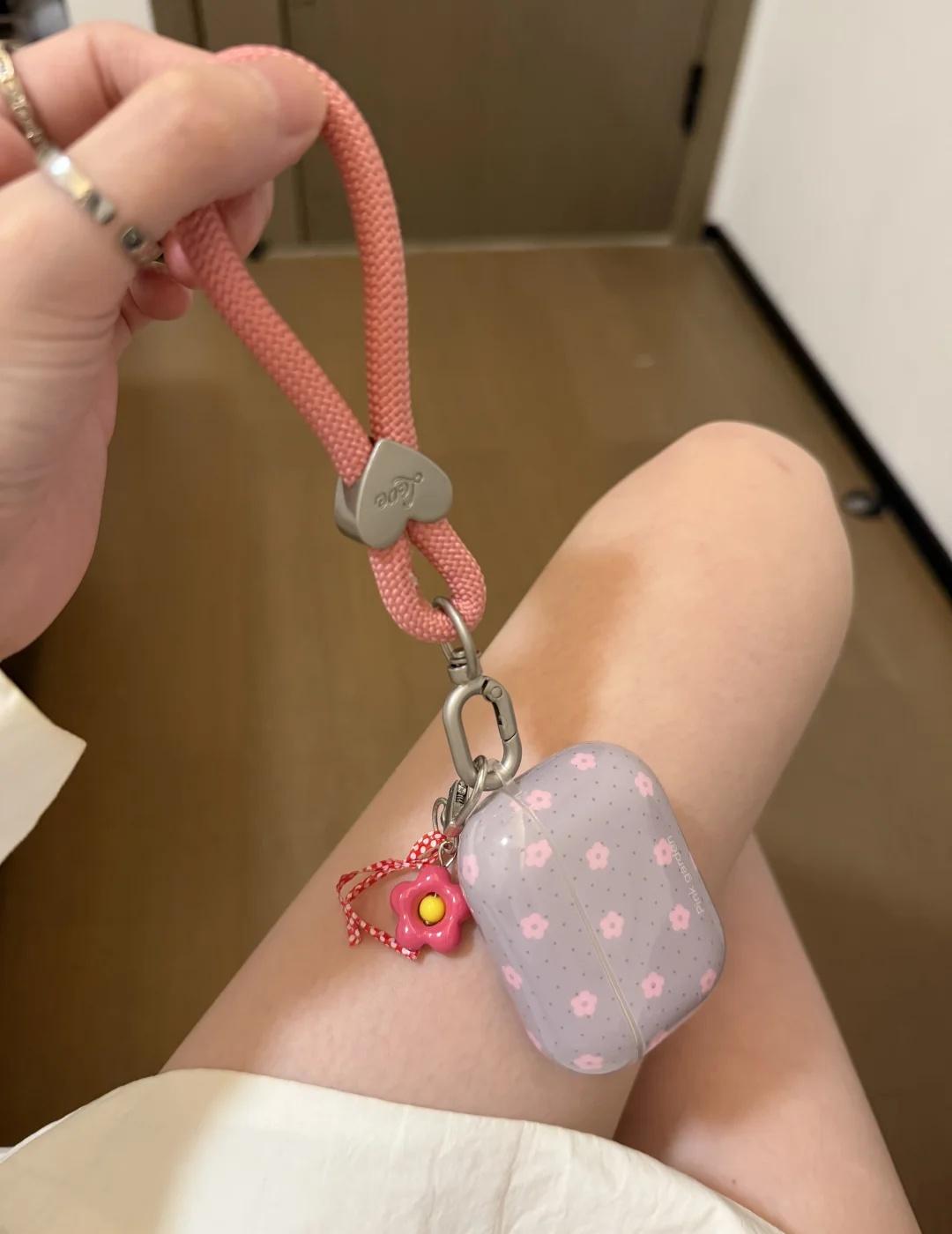 灰粉花花
耳机套