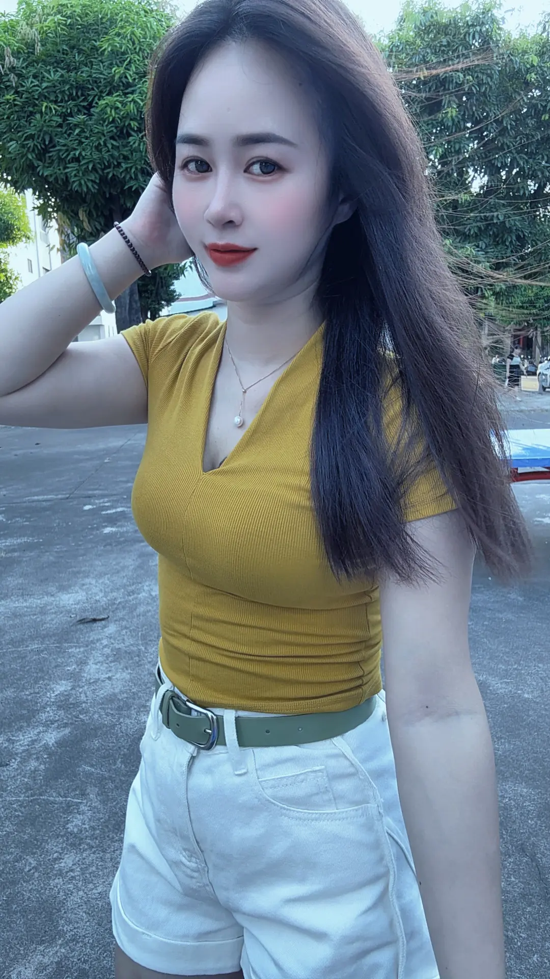人这一生，匆匆而过，若说真有所图，也不过是一份温暖和惦记