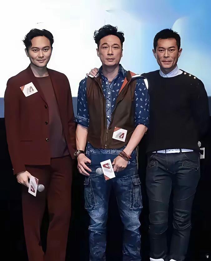 古天乐比张智霖大一岁，真的不是谁年轻帅气就一直帅气，曾经古天乐比张智霖看起来帅气