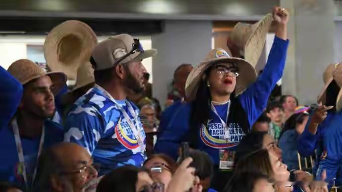 特朗普这波操作真是司马昭之心，路人皆知。当地时间16日，他下令对进出委内瑞拉的受