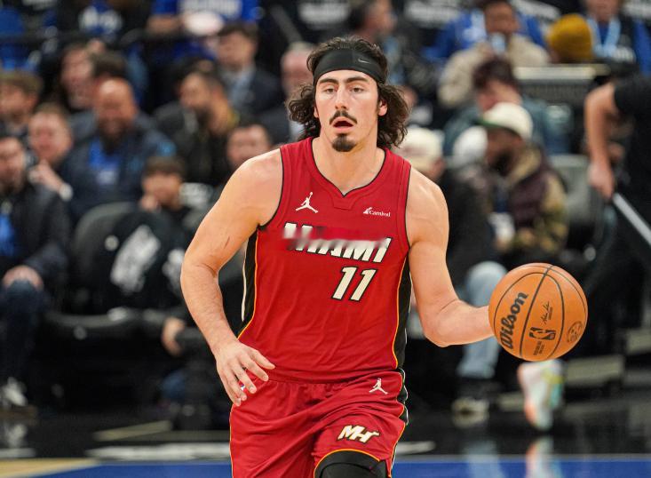 热记：热火选择执行小海梅-哈克斯和约维奇25-26赛季球队选项据热火随队记者An