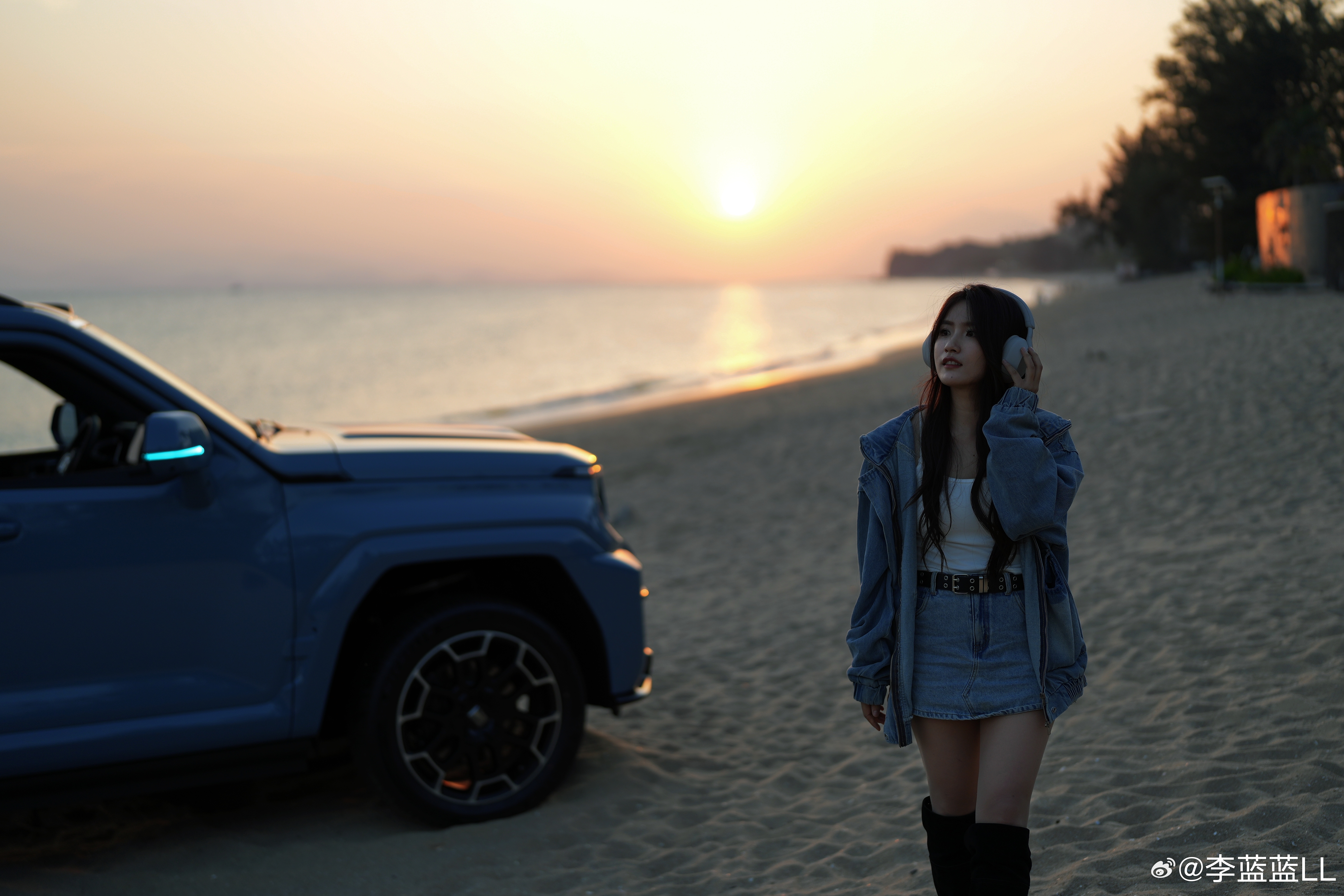 坦克700和我，氛围感情绪大片，这感觉到位了没？