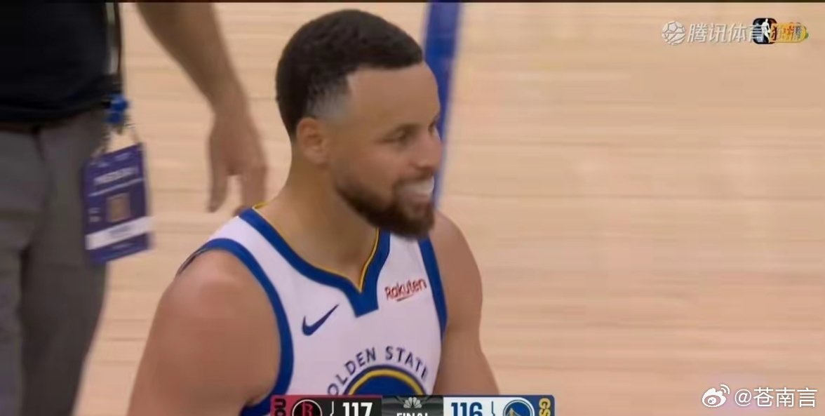 库里实现生涯9000球今日勇士主场116-117不敌火箭。库里伤停65天后复出，