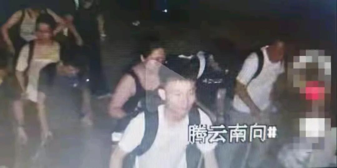 夜爬泰山失联20余天，28岁李小龙已找到！在声声亭附近发现其遗体，法医正在尸检。