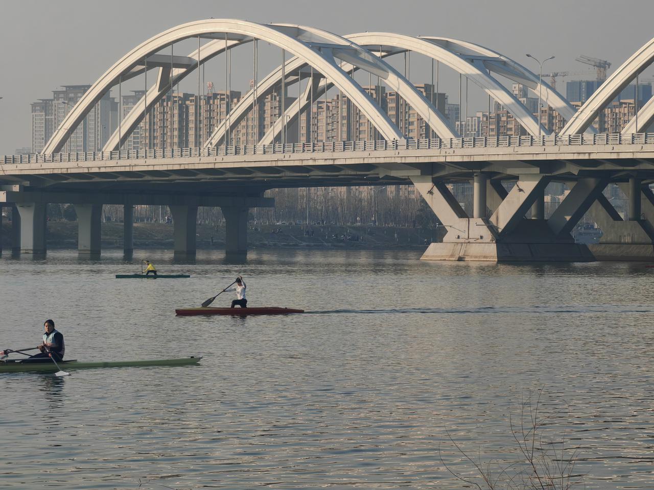 第一采气厂柳平平副书记肯定了8个试点单元的工作，认为8个月来，试点单元先行一步，