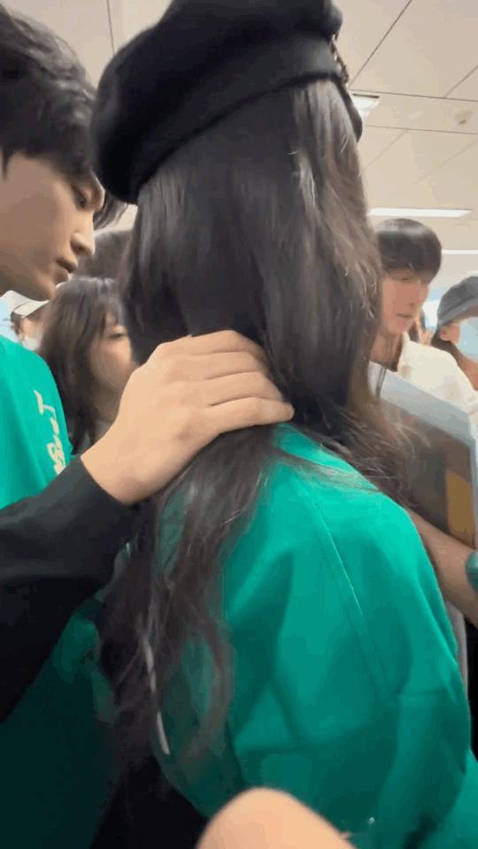 粉丝澄清范丞丞平时就没边界感 ​​​