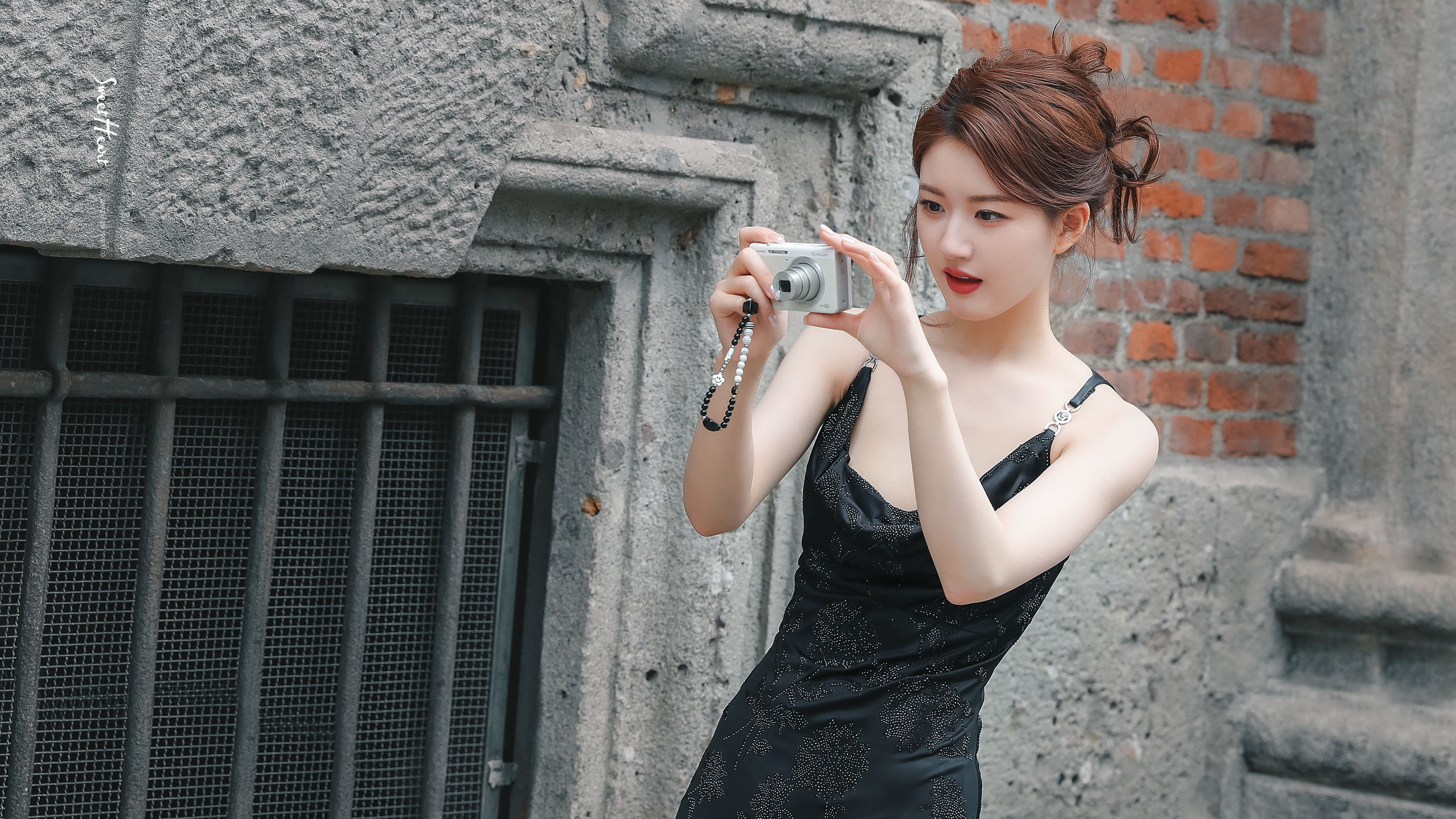 #赵露思[超话]#[兔子]#赵露思米兰时装周# 📸​​​