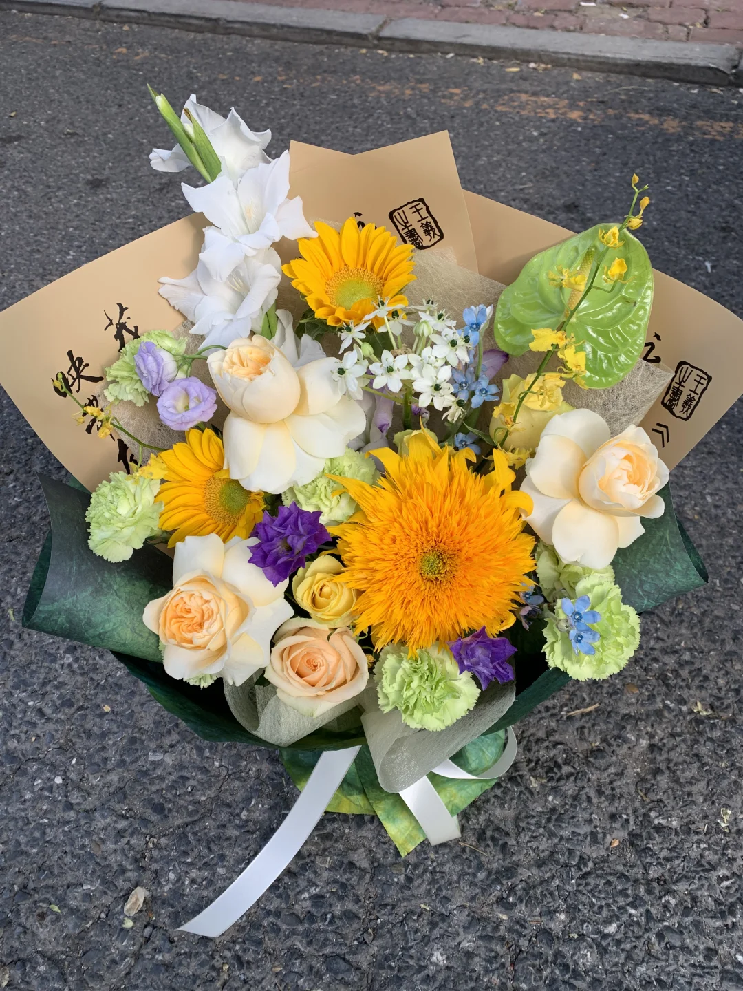 大连花店｜向日葵混搭国风花束💐