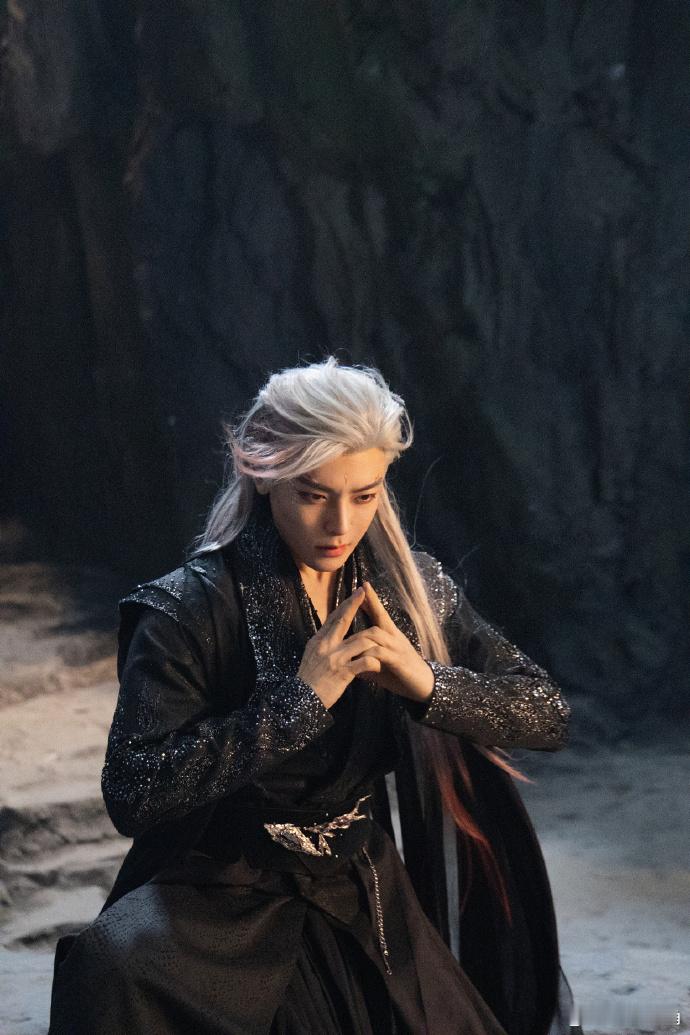 侯明昊说很开心没有辜负剧粉  刷到侯明昊说很开心没有辜负剧粉，瞬间觉得追更的辛苦