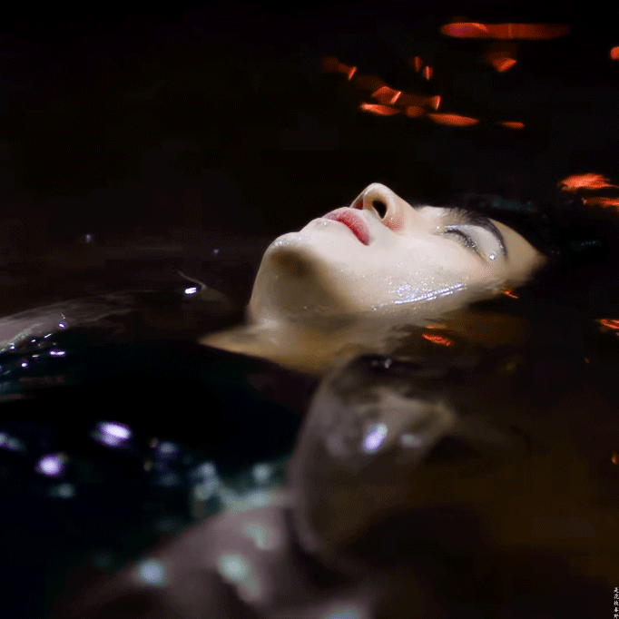 是吴小狗朱一龙朱一龙吴邪