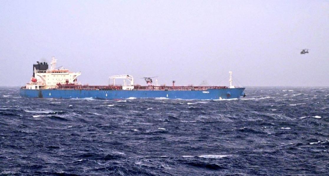 突发新闻：
法国在地中海扣押了一艘受到制裁的俄罗斯油轮。