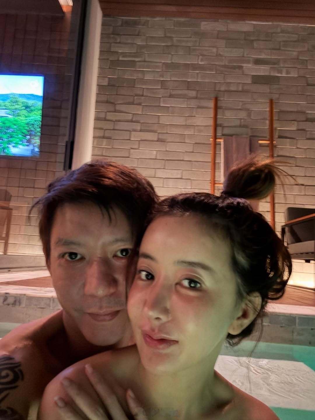 Ning姨前夫哥连这都发？？？他是真没把我们当外人啊 